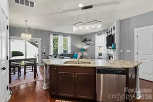 3835 Willow Green Pl, Charlotte, NC 28206 - Photo 8