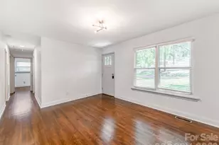 3032 Edsel Pl, Charlotte, NC 28205 - Photo 8
