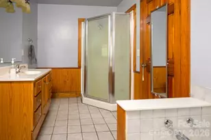 580 Baldwin Ave, Marion, NC 28752 - Photo 6