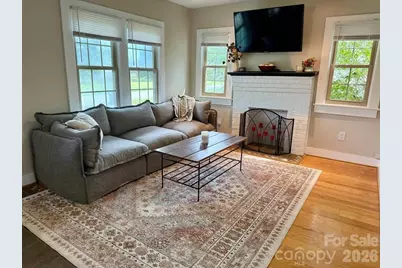 116 Beverly Avenue, Hendersonville, NC 28792 - Photo 4