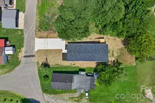 1303 Elrado St, Burlington, NC 27217 - Photo 34
