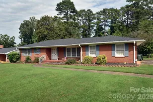1036 S Rowan Circle, Salisbury, NC 28146 - Photo 4