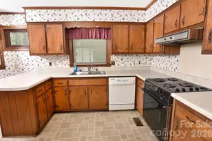 1036 S Rowan Circle, Salisbury, NC 28146 - Photo 12