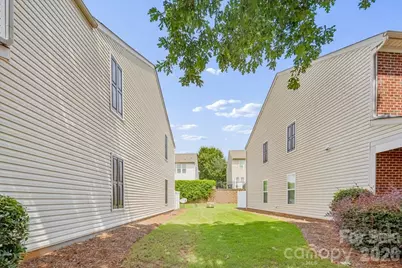 2419 Diplomat Lane, Charlotte, NC 28210 - Photo 28