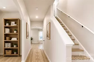 8912 Sawyer Run Ct, Charlotte, NC 28215 - Photo 10