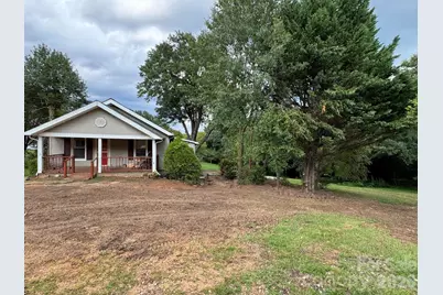 509 21st Street SE, Hickory, NC 28602 - Photo 2