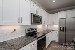 104 W Pine St, Lincolnton, NC 28092 - Photo 14