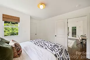 1611 Tippah Park Ct, Charlotte, NC 28205 - Photo 28