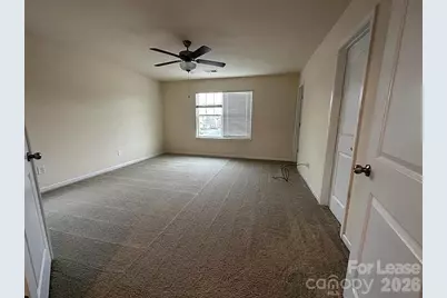 5512 John McDowell Place, Charlotte, NC 28217 - Photo 10