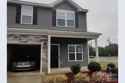 5512 John McDowell Place, Charlotte, NC 28217 - Photo 2
