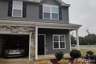 5512 John McDowell Pl, Charlotte, NC 28217 - Photo 2