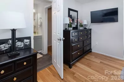 212 W 10th Street #17, Charlotte, NC 28202 - Photo 8
