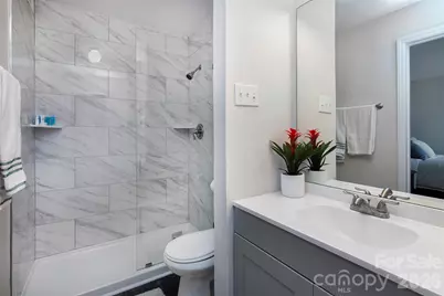 212 W 10th Street #17, Charlotte, NC 28202 - Photo 16
