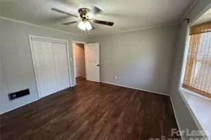 805 Furman St, Dallas, NC 28034 - Photo 8
