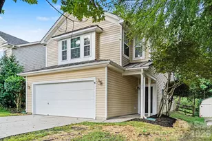 13634 Riding Hill Ave, Charlotte, NC 28213 - Photo 2