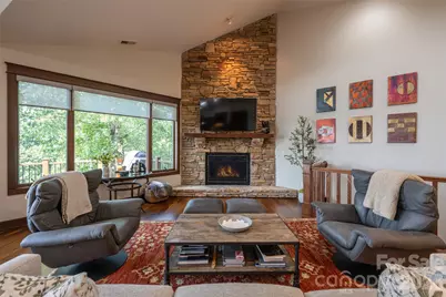 8 Points West Drive, Asheville, NC 28804 - Photo 4