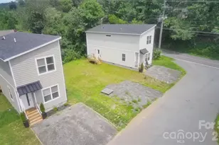 4 & 10 Wyndom Ln, Asheville, NC 28805 - Photo 2