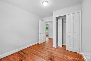 808 Lowery St, Shelby, NC 28152 - Photo 12