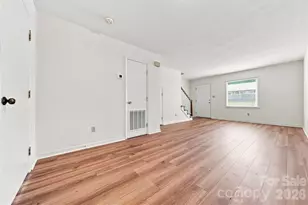 1330 5th St NE, Hickory, NC 28601 - Photo 6