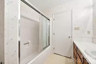 1330 5th St NE, Hickory, NC 28601 - Photo 24