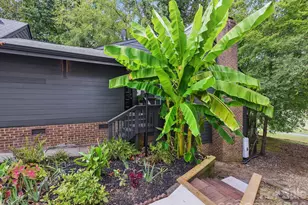 8923 St Croix Ln, Charlotte, NC 28277 - Photo 2