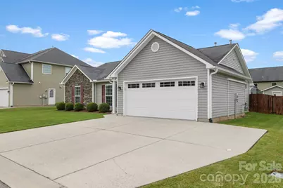 38 E Swift Creek Road, Fletcher, NC 28732 - Photo 2