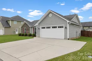 38 E Swift Creek Rd, Fletcher, NC 28732 - Photo 2