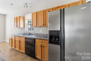 1520 Peaceful Way Dr, Charlotte, NC 28206 - Photo 10
