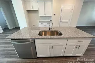 2027 Tears Ln, Charlotte, NC 28217 - Photo 4