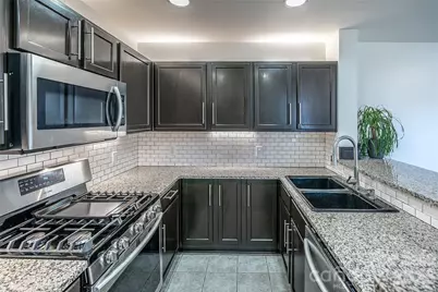 718 W Trade Street #605, Charlotte, NC 28202 - Photo 6