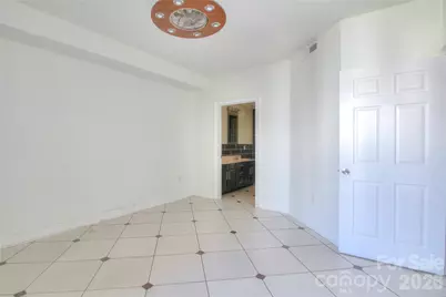 718 W Trade Street #605, Charlotte, NC 28202 - Photo 34
