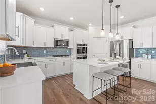 5703 Casper Dr, Charlotte, NC 28214 - Photo 12