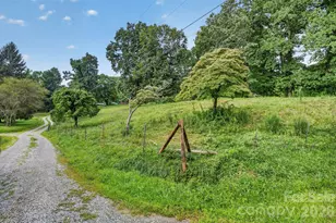 3702 Cabin Creek Rd, Zirconia, NC 28790 - Photo 28