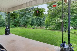 3702 Cabin Creek Rd, Zirconia, NC 28790 - Photo 24