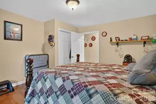 3702 Cabin Creek Rd, Zirconia, NC 28790 - Photo 18