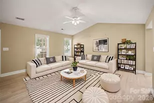 304 Llewellyn St, Belmont, NC 28012 - Photo 2