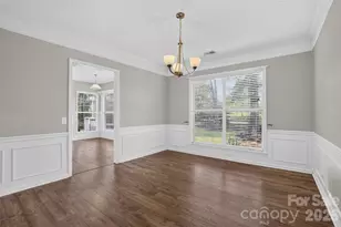 5936 Downfield Wood Dr, Charlotte, NC 28269 - Photo 8