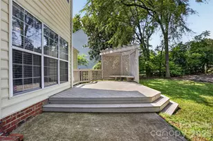 5936 Downfield Wood Dr, Charlotte, NC 28269 - Photo 38