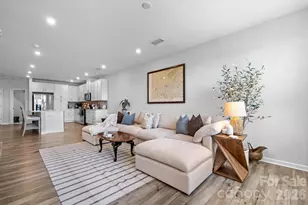 4455 Reed Crk Dr, Sherrills Ford, NC 28673 - Photo 2