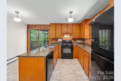 270 Dana Road, Green Mountain, NC 28740 - Photo 4