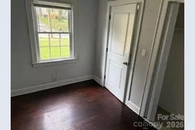 826 W Davidson Avenue, Gastonia, NC 28052 - Photo 8