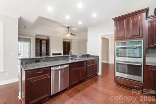 18421 Neville Ave, Cornelius, NC 28031 - Photo 16