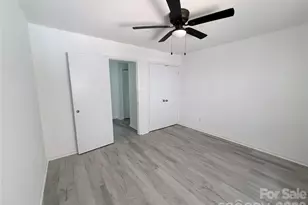 931 Pineborough Rd, Charlotte, NC 28212 - Photo 20