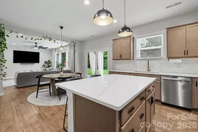 5005 Painswick Place, Charlotte, NC 28215 - Photo 14