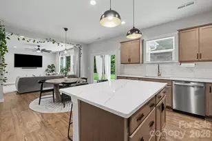 5005 Painswick Pl, Charlotte, NC 28215 - Photo 14