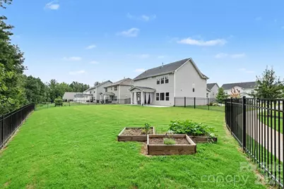 5005 Painswick Place, Charlotte, NC 28215 - Photo 34