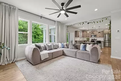 5005 Painswick Place, Charlotte, NC 28215 - Photo 8