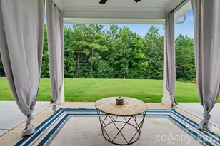 5005 Painswick Pl, Charlotte, NC 28215 - Photo 32