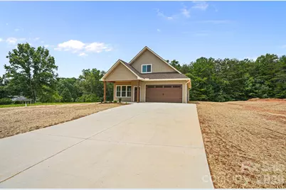 708 Meadowood Street, Hudson, NC 28638 - Photo 2