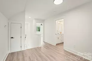 708 Meadowood St, Hudson, NC 28638 - Photo 36